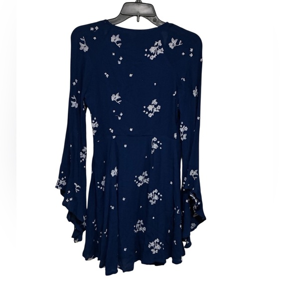 Free People Blue White Jasmine Floral Embroidered Long Bell Sleeve Gauzy Dress 2 - Picture 6 of 15